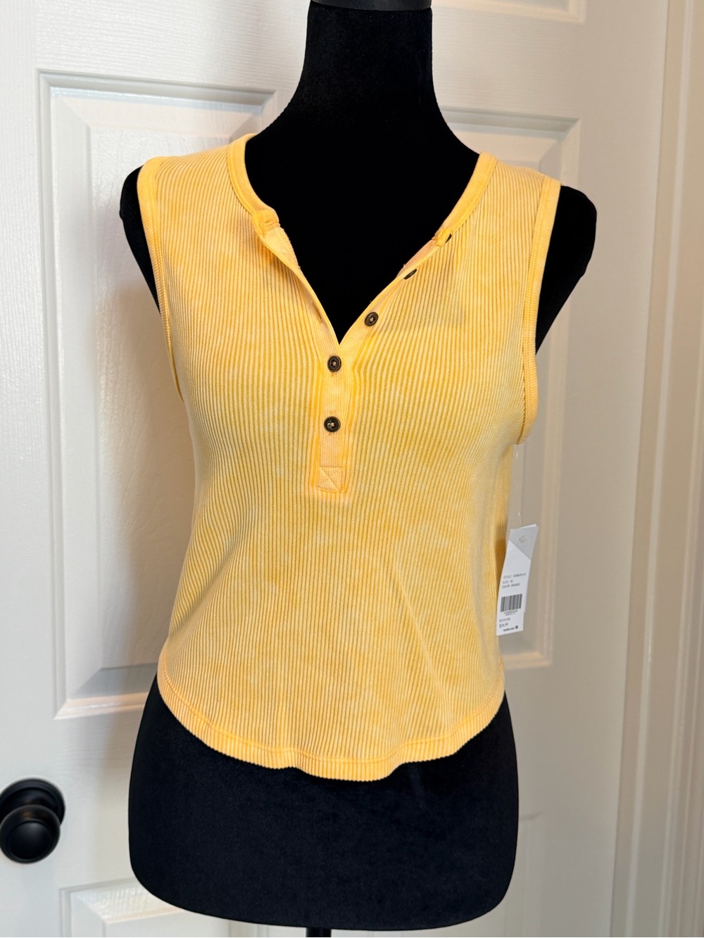 Women's Yellow Ribbed Henley Tank Top from Buckle - Picture 3 of 6